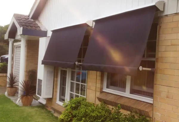 Retractable Automatic Awning.