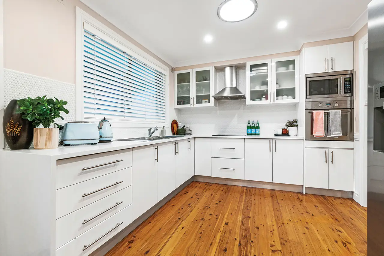 Wynstan Venetian Blinds are custom made to fit.