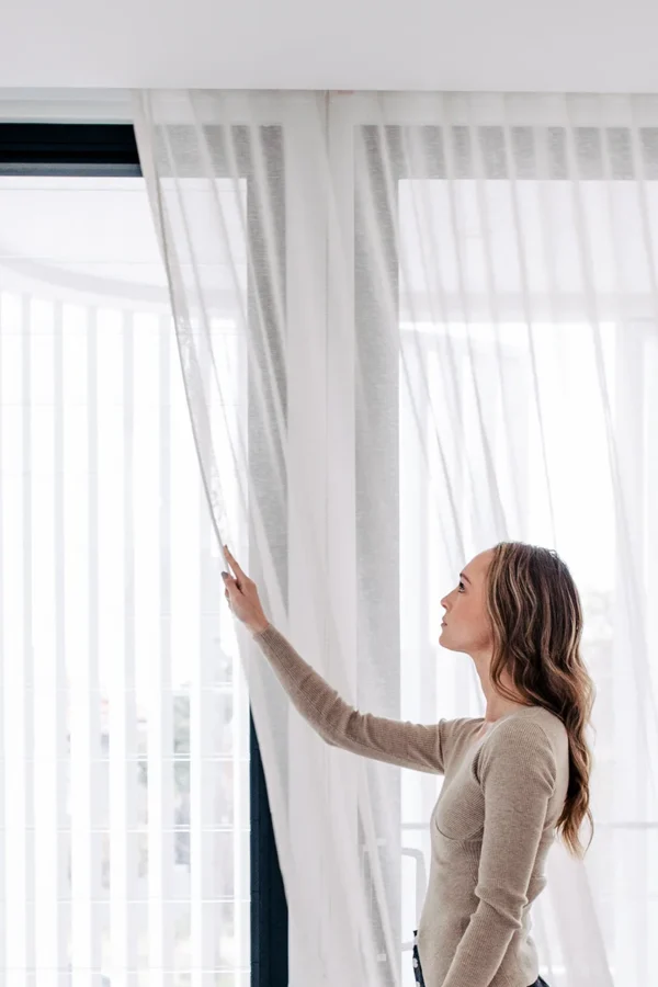 Using Curtain Wand Control