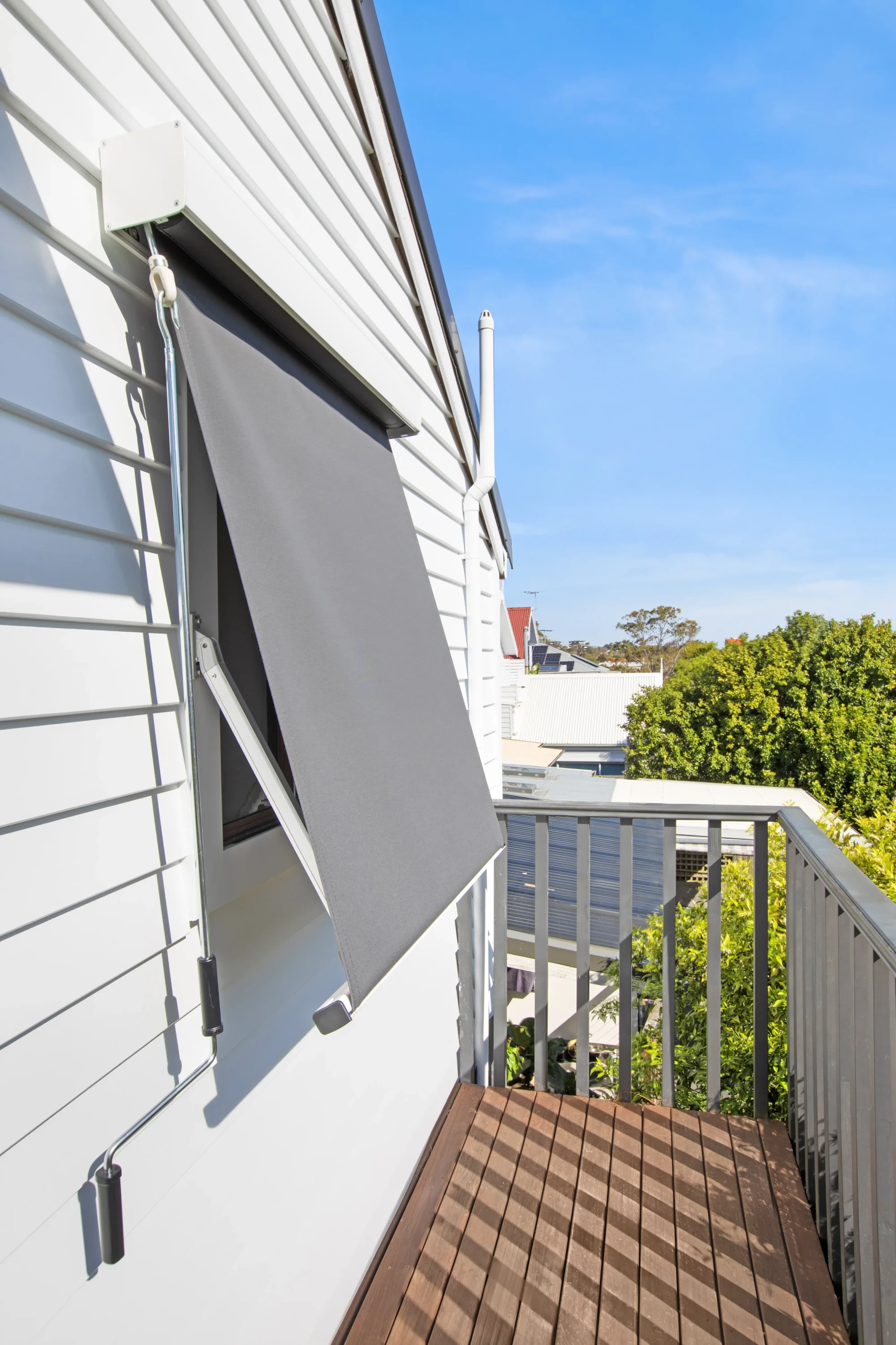 Pivot Arm Awning with Crank Control